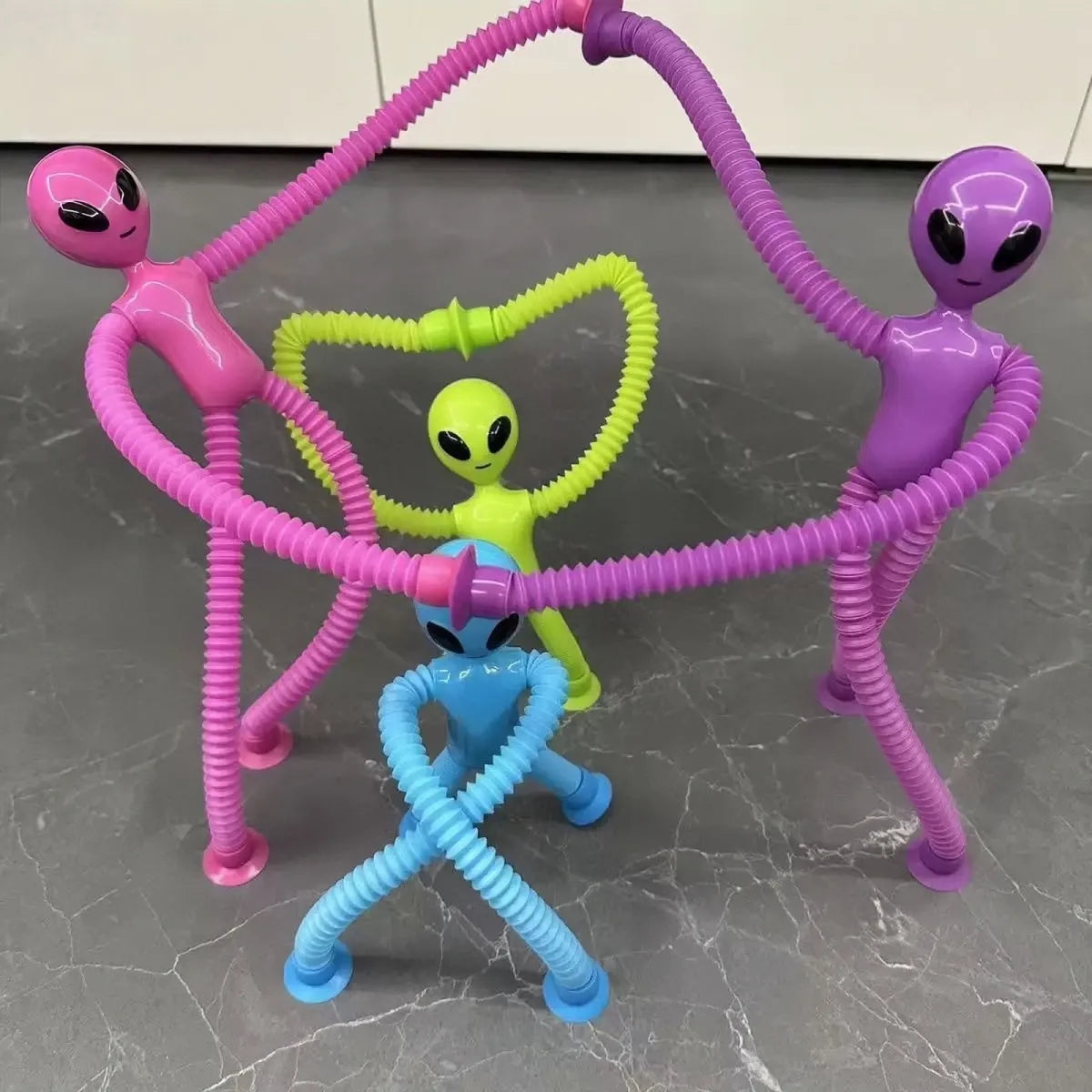 Suction Cup Alien Transforming Telescopic Tube Stress Relief Toy